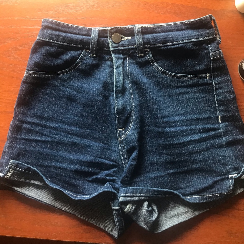 H&M high waisted shorts